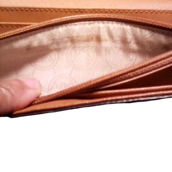 Michael Kors Fold Over Accordion Brown Wallet with Gold Logo - Picture 5 of 5